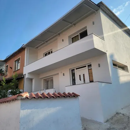 Luxury Studio's J&m Sarande